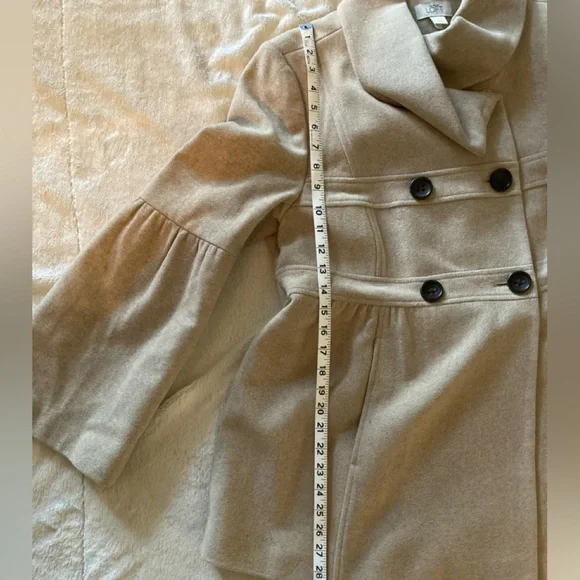 Ann Taylor Loft Beige Crowl Neck Winter Jacket with Buttons - Picture 9 of 11